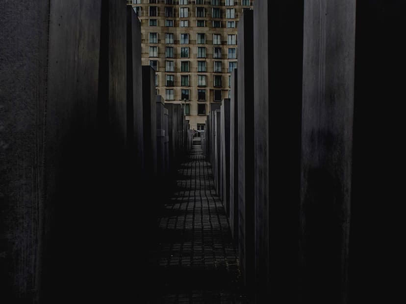 Alley.jpg